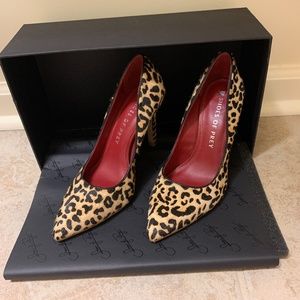 Womens shoes